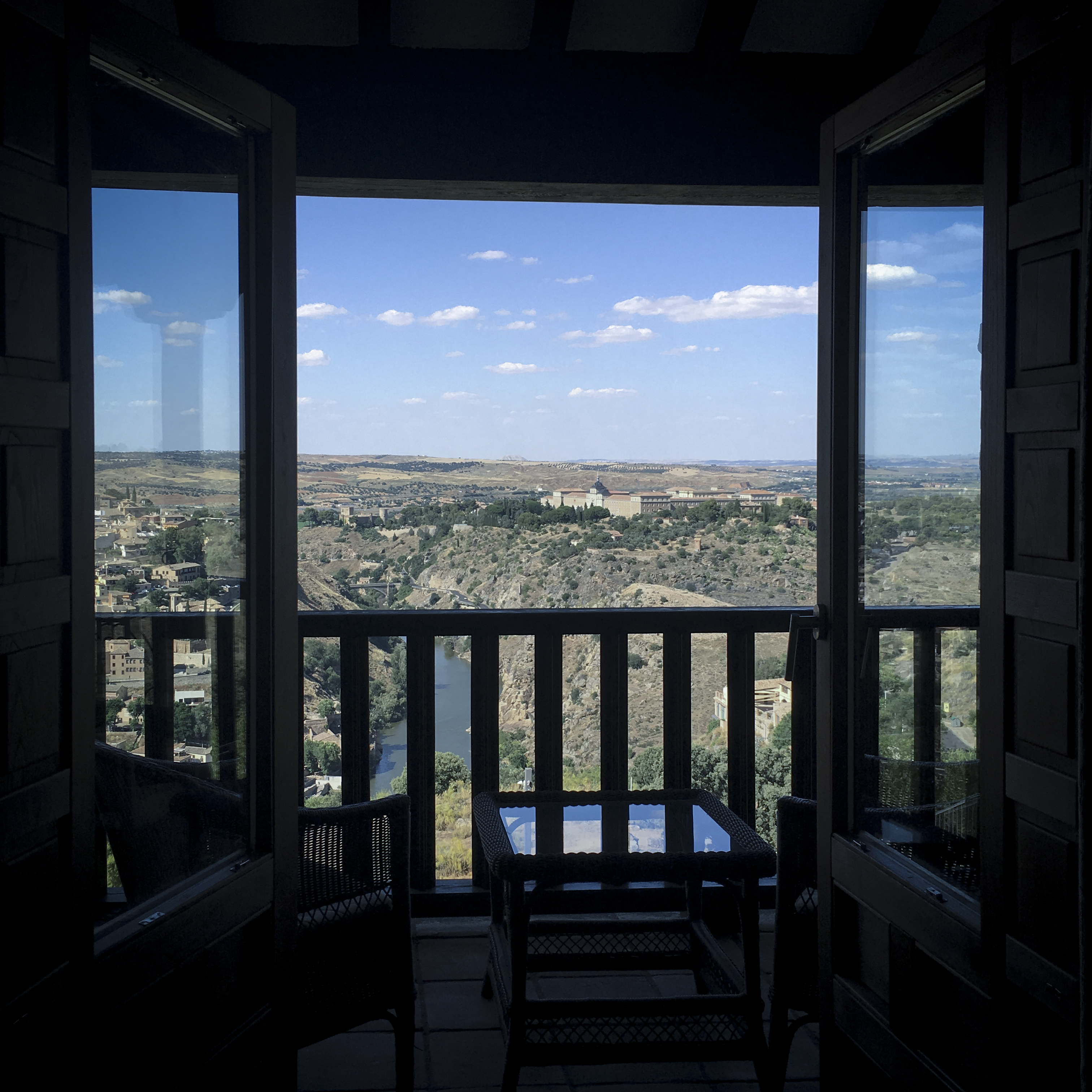 DE PARADOR A PARADOR ESPANA 写真集 2巻函入り DE PARADOR A PARADOR ESPANA 写真集 2巻函入り（Hoteles y